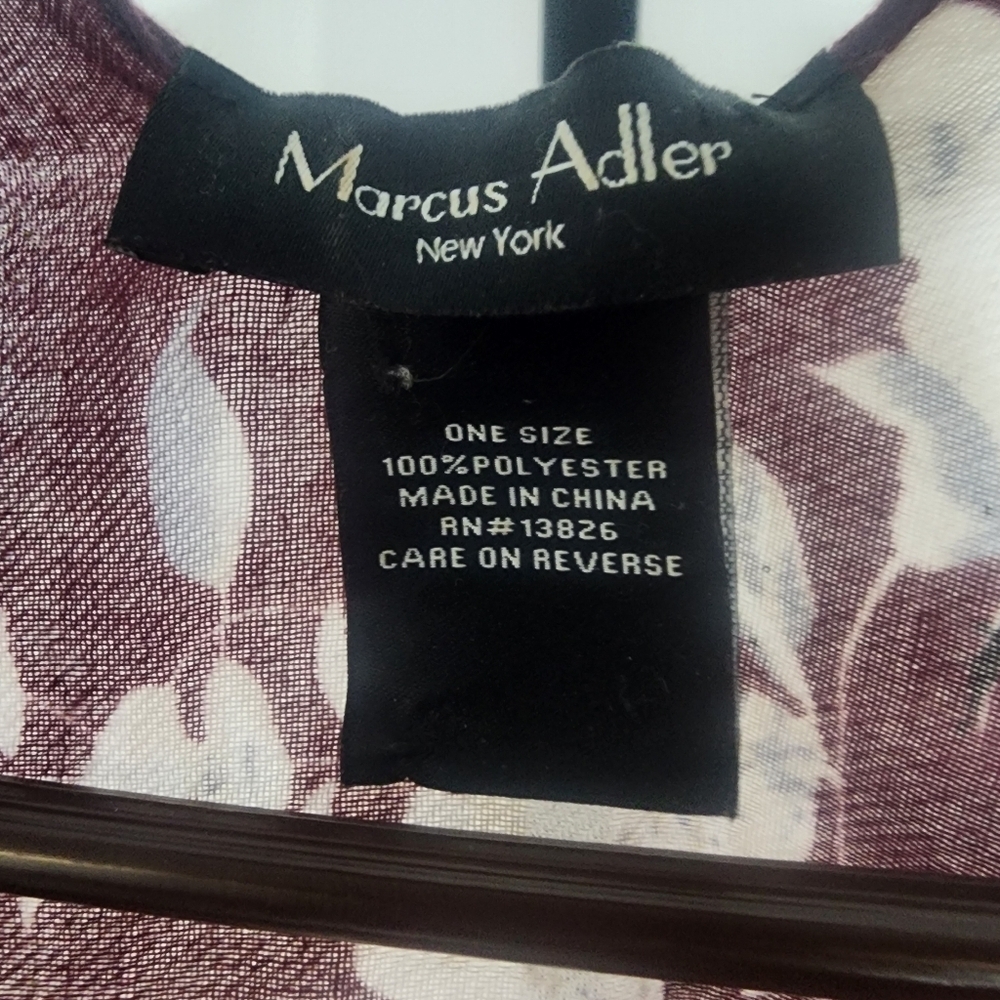 Kimono, 1 Size. Burgundy w/ shades of Cream Flowers, Marcus Adler - Picture 3 of 3
